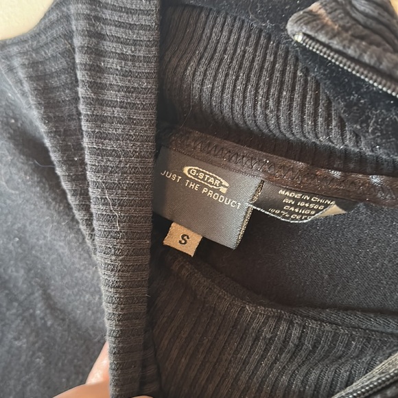 Unique Gstar turtle neck with zipper. Warm and cool af - Picture 2 of 8